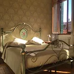 Residenza Rialto Gasthuis 3*