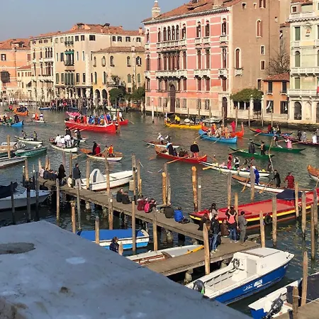 Gasthuis Residenza Rialto 3*