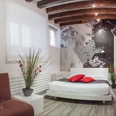 Residenza Rialto 招待所 3*